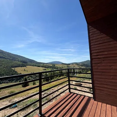 Mavka House * Воловець